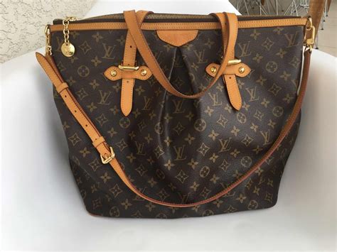 louis vuitton bolsa rosa|bolsas louis vuitton usadas.